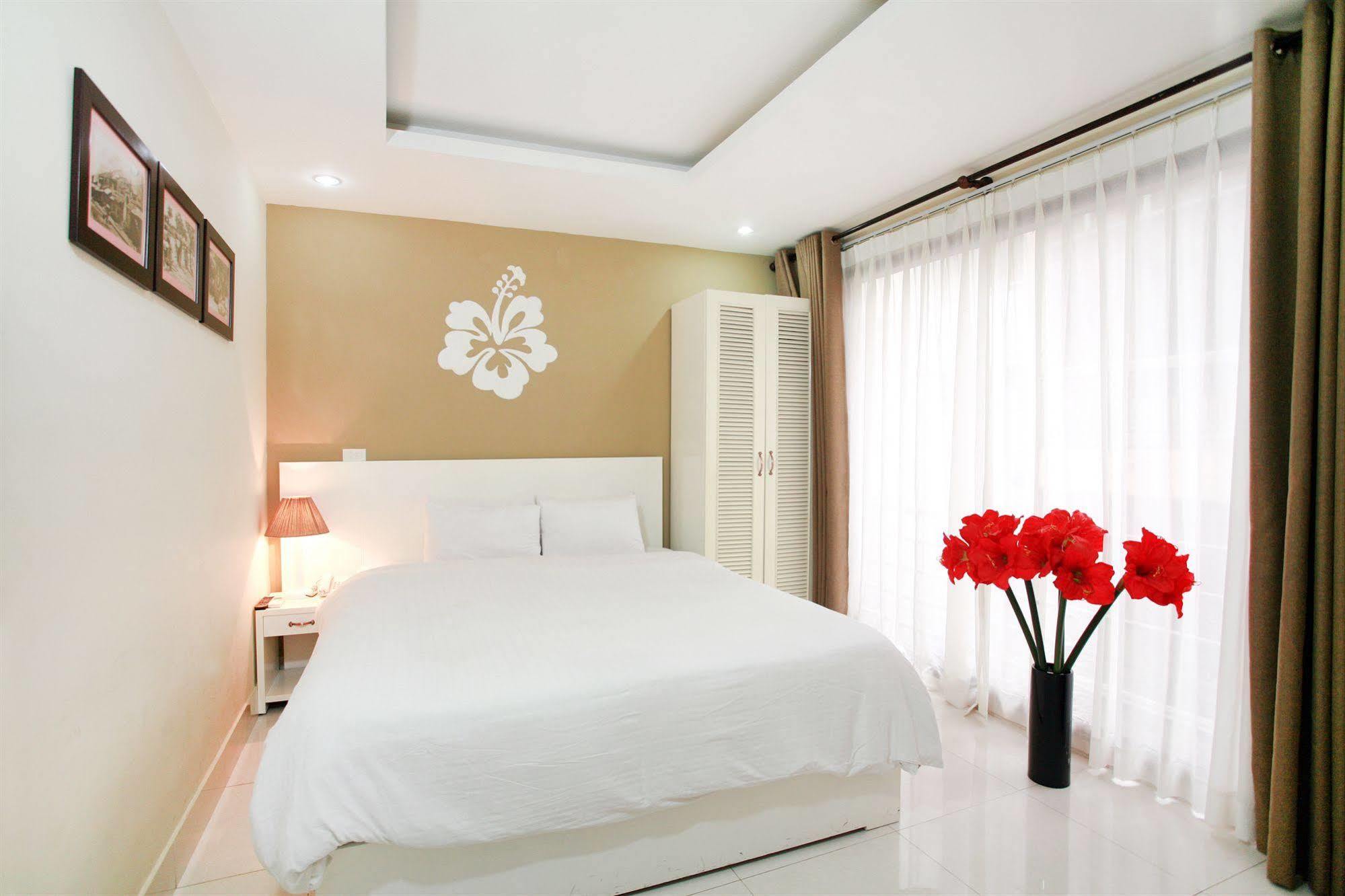 22Land Residence Hotel & Spa 52 Ngo Huyen Hanoi Exterior foto
