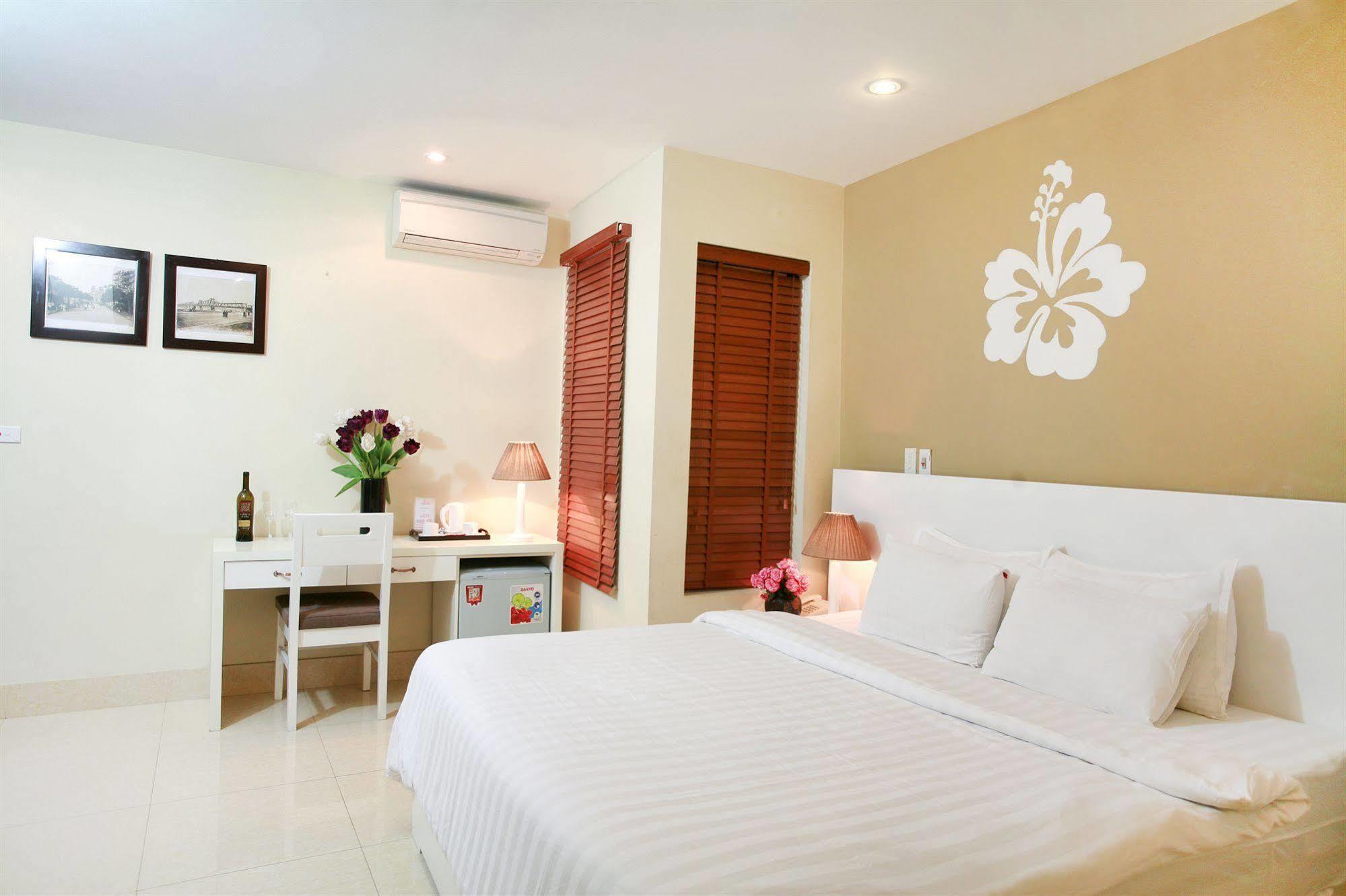 22Land Residence Hotel & Spa 52 Ngo Huyen Hanoi Exterior foto